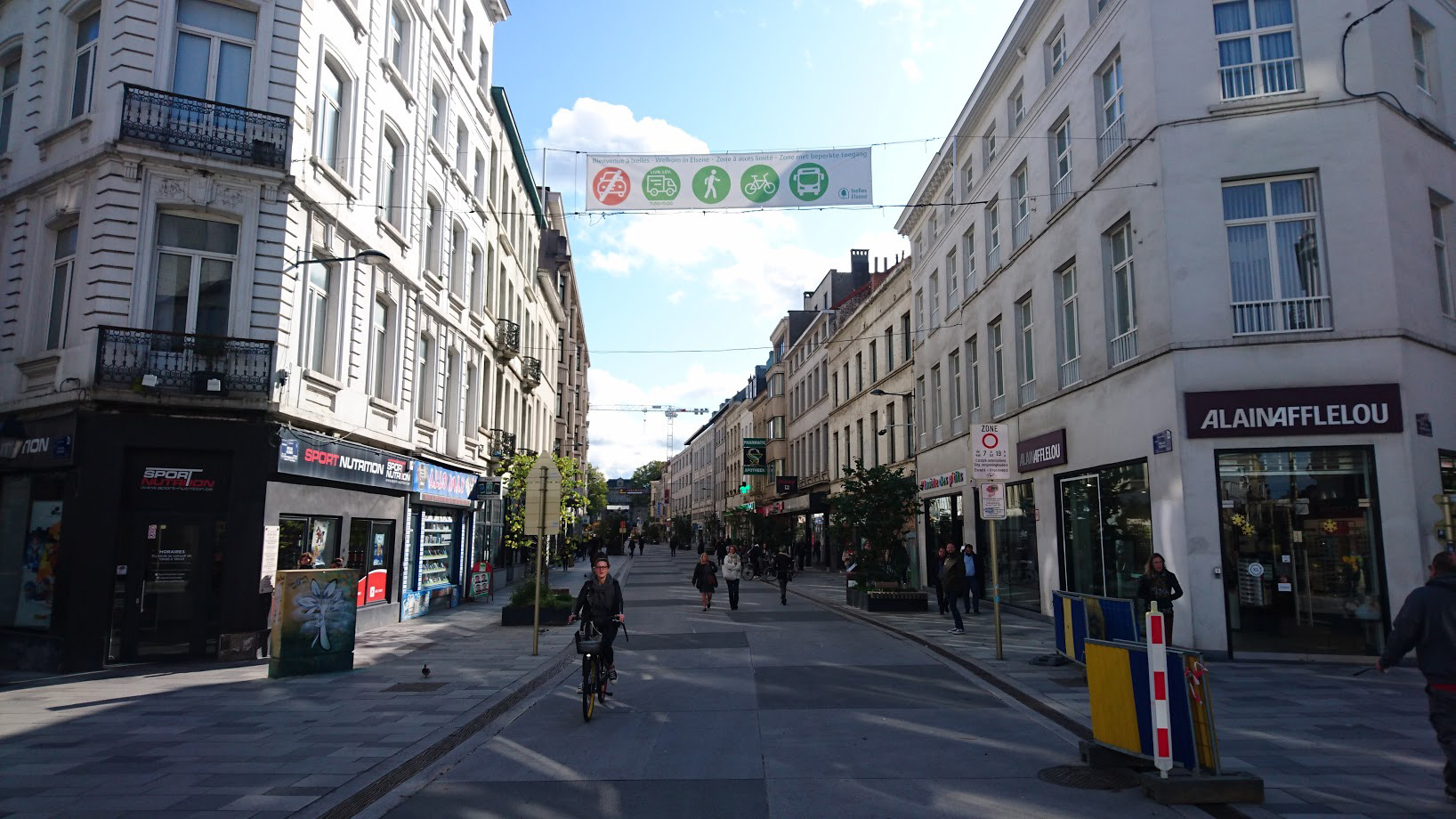 Forgalomcsillapított, bringa- és gyalogosbarát utcák és mikromobilitás Brüsszelben