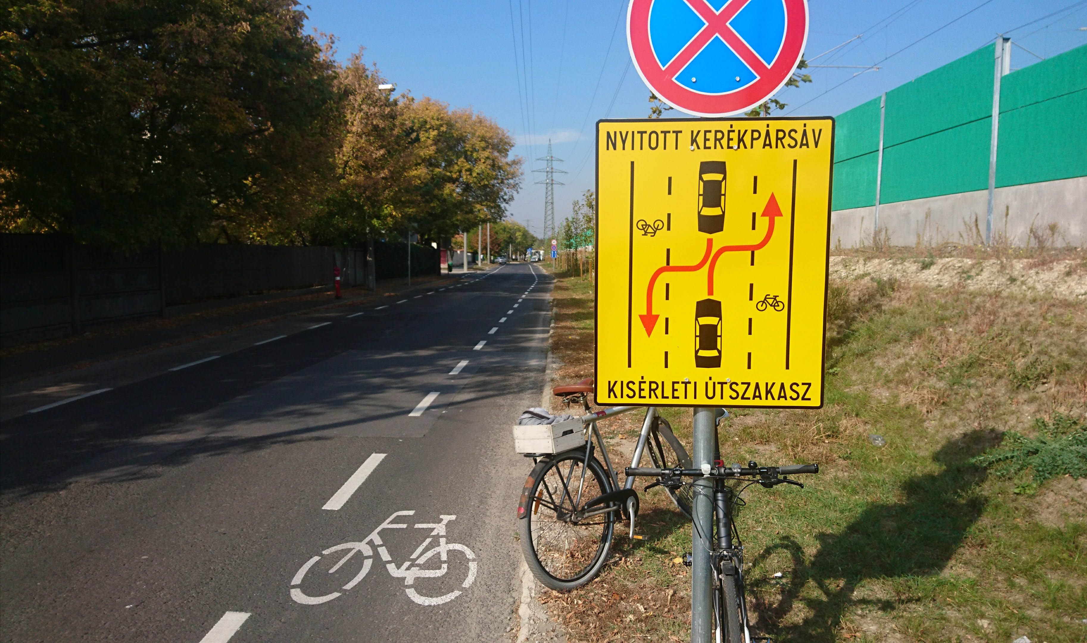Bemutatjuk az első budapesti nyitott kerékpársávot