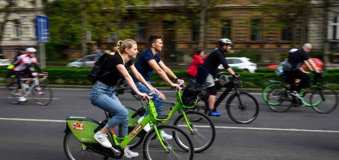 A Bubi szünetel, de van egy fontosabb kérdés: mennyit költ Budapest a bringázásra?