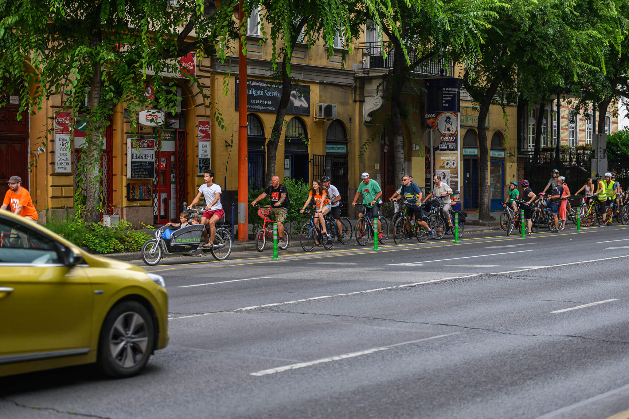 Nem kell tartani a 40 km/h-tól! - Így válhatna élhetőbbé az Üllői út