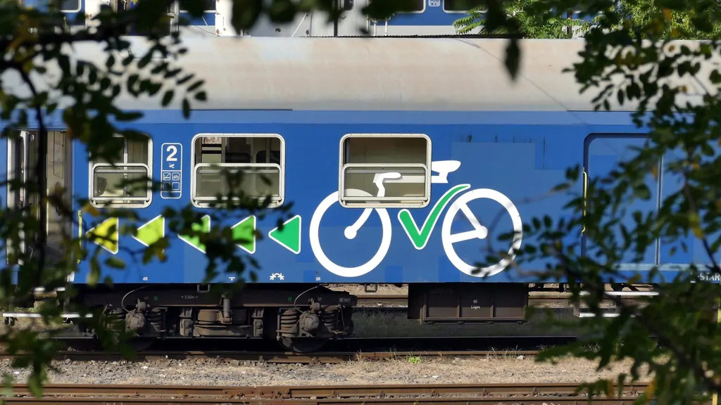 Kedvezményes vonatozás egész évben